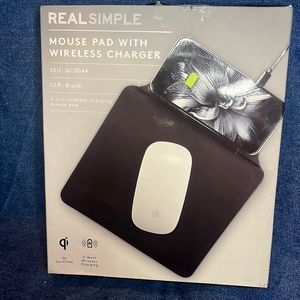 Real Simple Black Mousepad with Wireless Charger NIB NEW NWT